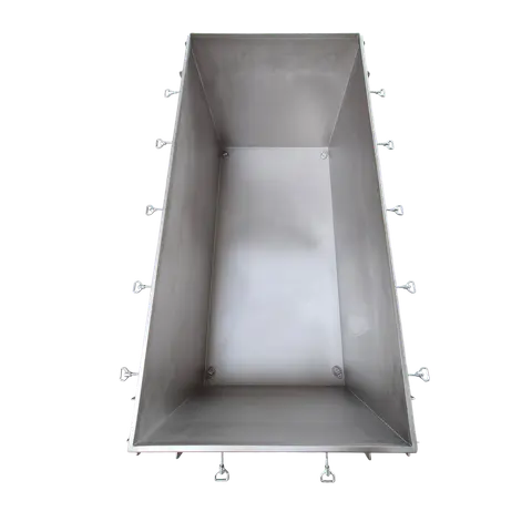 L Box X1 E draufsicht mit Zurrösen.png
